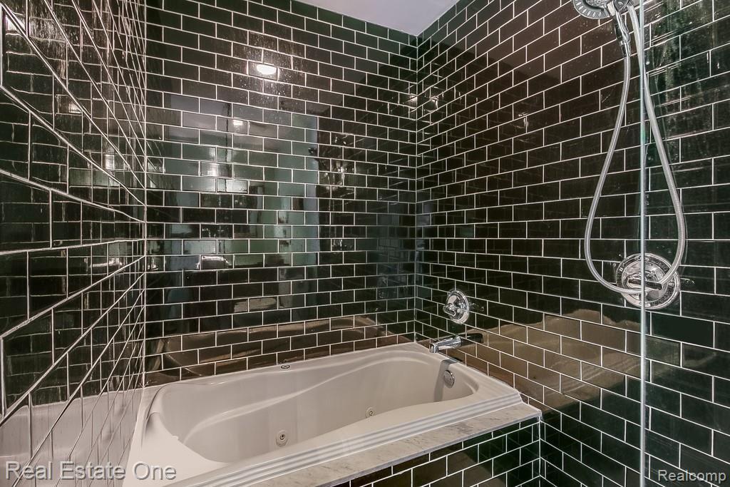 112 Watson Street Detroit, MI 48201 - Photo 20 of 24