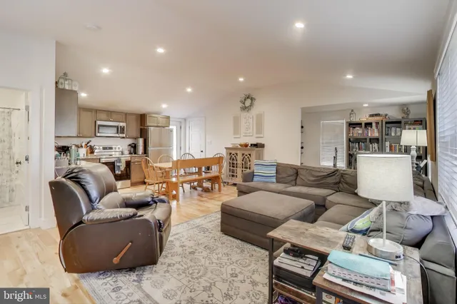 $475,000 | 8238 WB&A Road, Severn, MD 21144