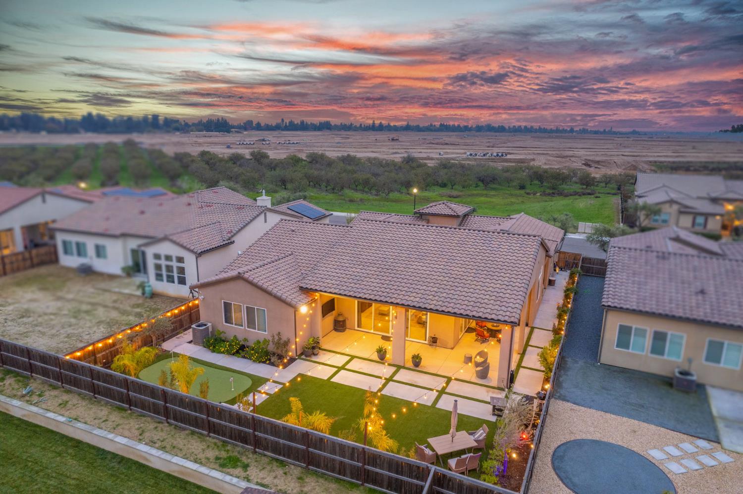 993 Ridgeline Road Madera, CA 93636 - Photo 19 of 84 an aerial view of residential houses with outdoor space and a ocean view