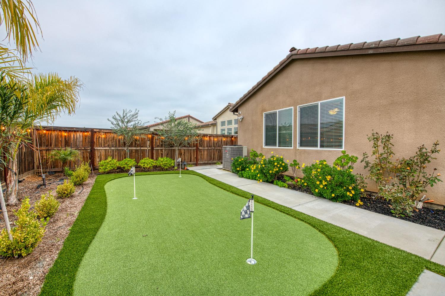 993 Ridgeline Road Madera, CA 93636 - Photo 30 of 84 a view of a house with a swimming pool