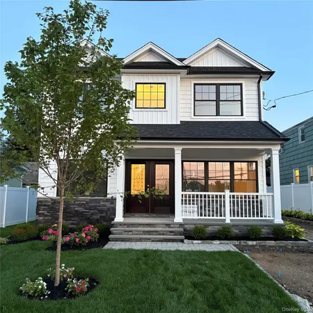 $1,488,000 | 51 Willis Avenue, Syosset, NY 11791