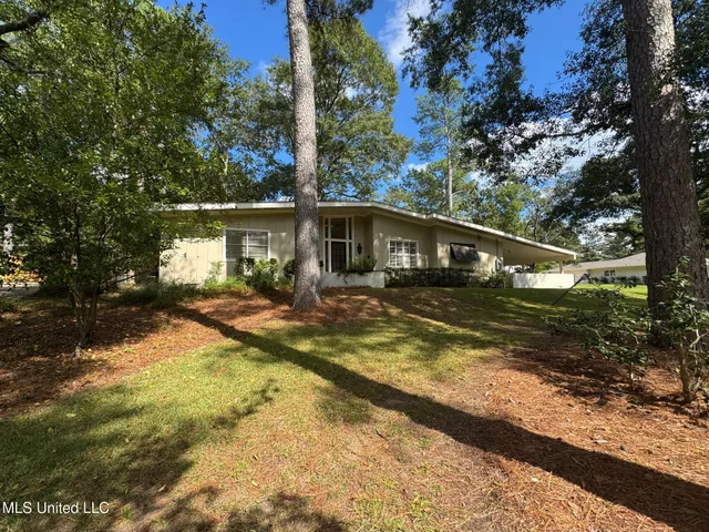 $2,100 | 4624 Katherine Boulevard, Jackson, MS 39211
