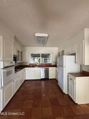 $2,100 | 4624 Katherine Boulevard, Jackson, MS 39211