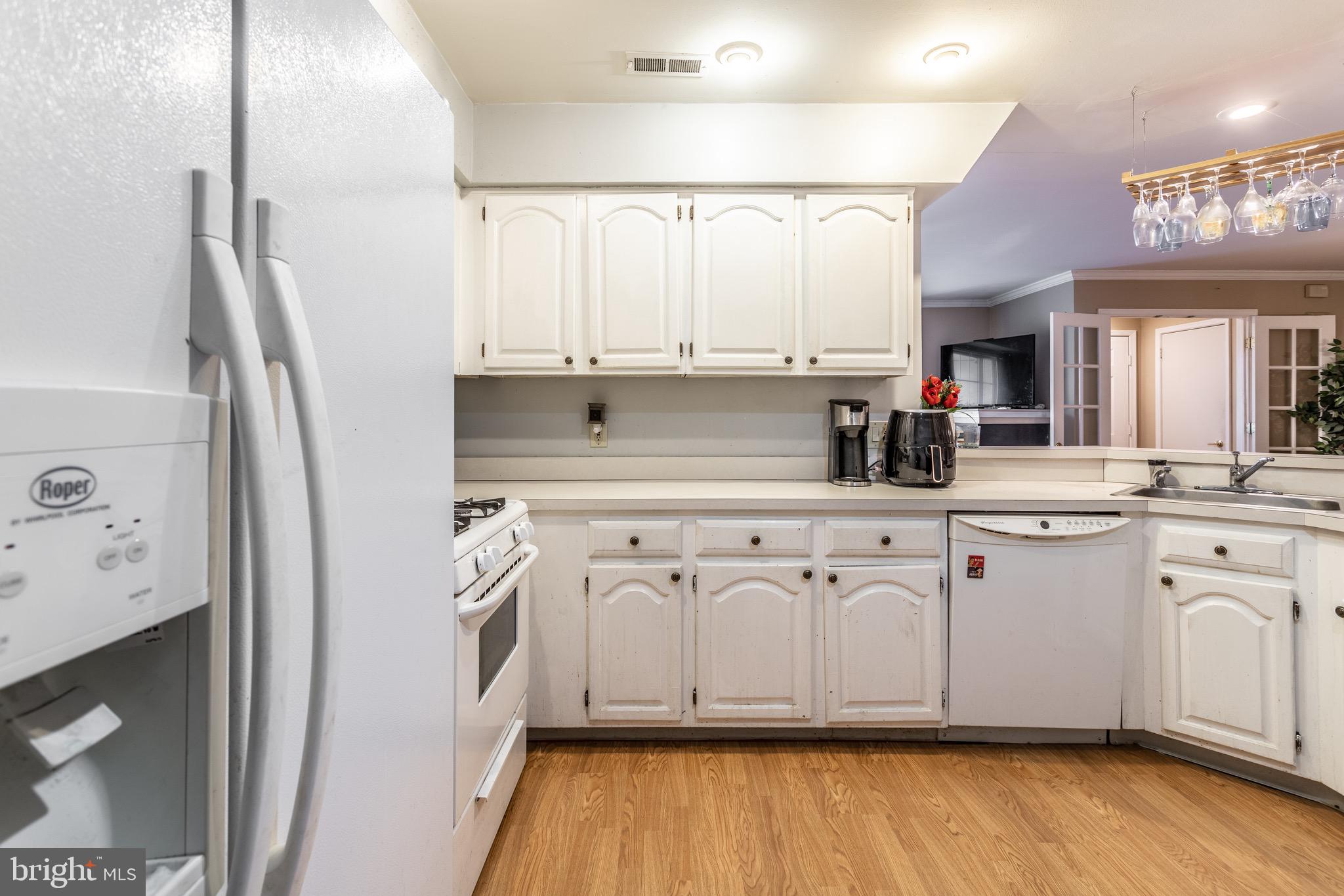 406 Wharton Road Mount Laurel, NJ 08054 - Photo 8 of 17 Gallery Image 8