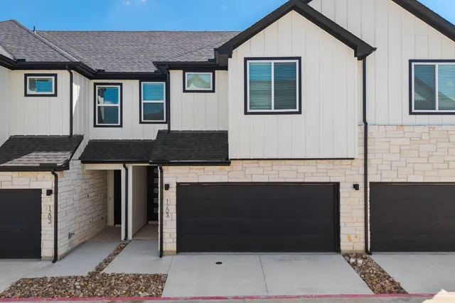 $2,049 | 2600 Gattis School Road, Unit 1203, Round Rock, TX 78664