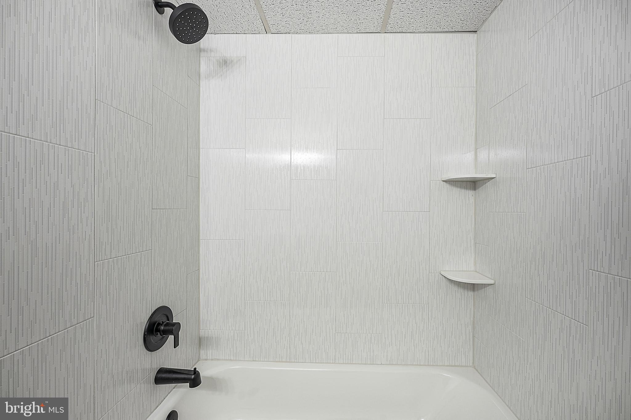 25 South Church Road, Unit 58 Maple Shade, NJ 08052 - Photo 11 of 18 Beautiful Tile
