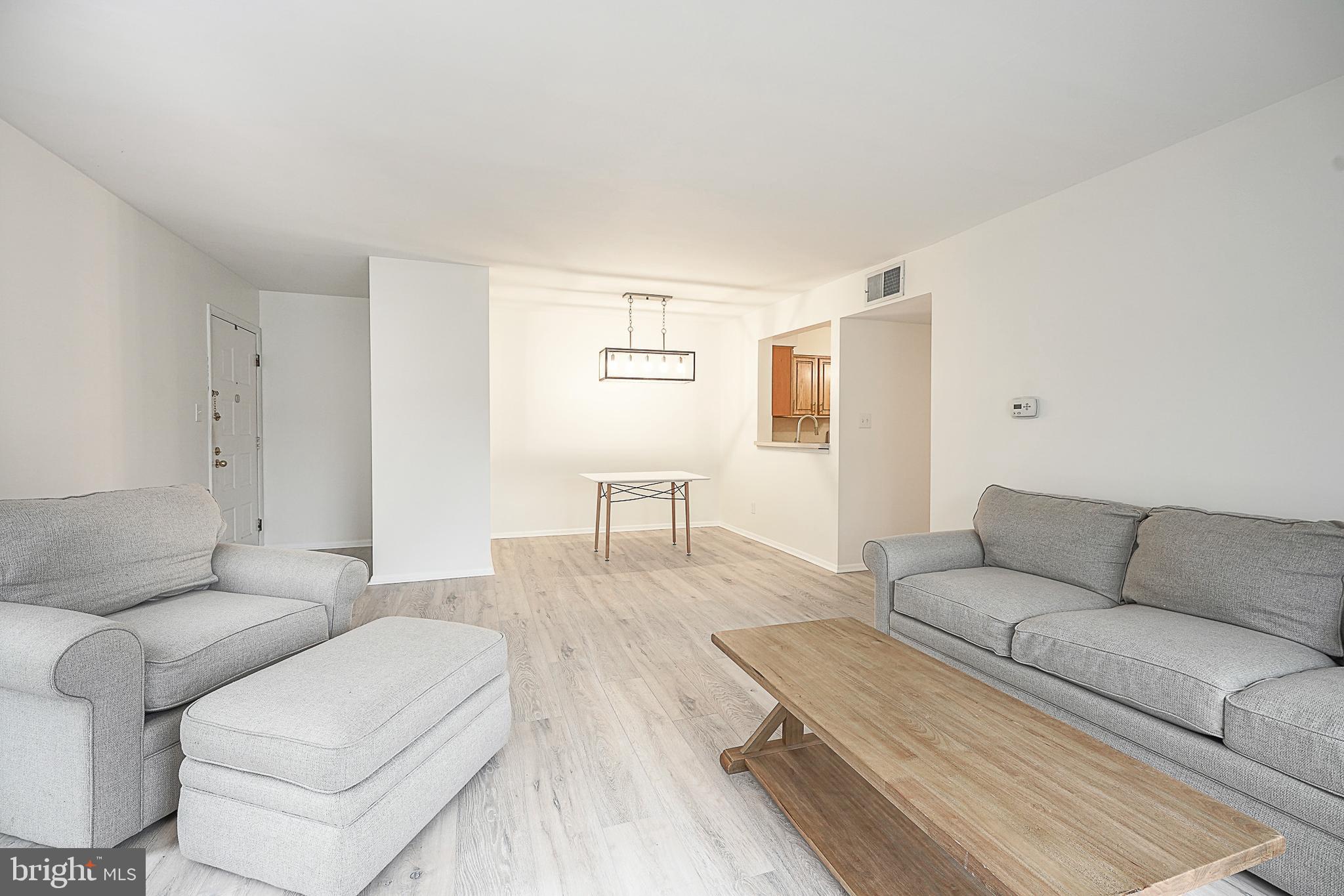 25 South Church Road, Unit 58 Maple Shade, NJ 08052 - Photo 6 of 18 Open Dining Area