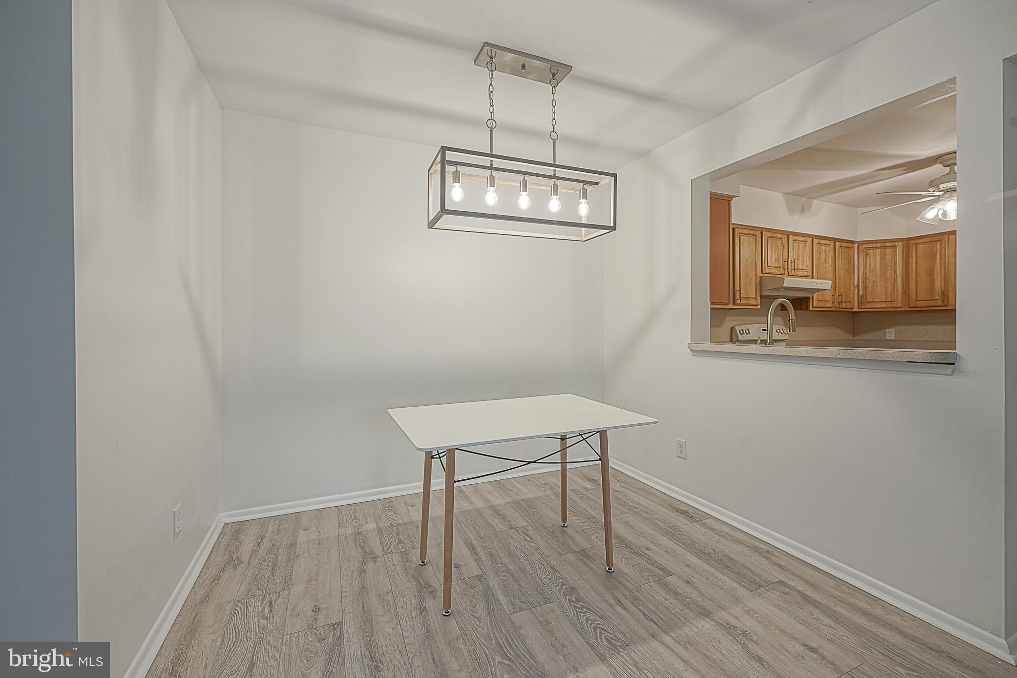 25 South Church Road, Unit 58 Maple Shade, NJ 08052 - Photo 7 of 18 Dining Area