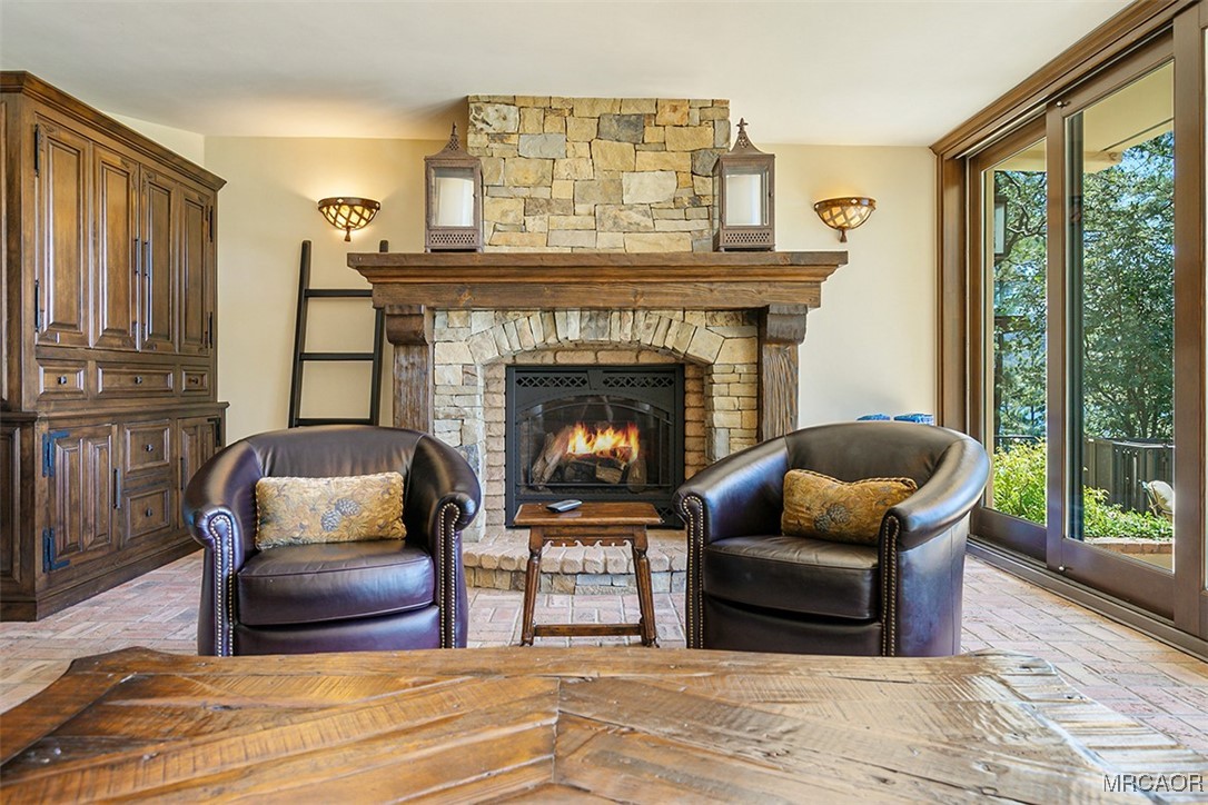 28087 North Shore Road Lake Arrowhead, CA 92352 - Photo 28 of 48