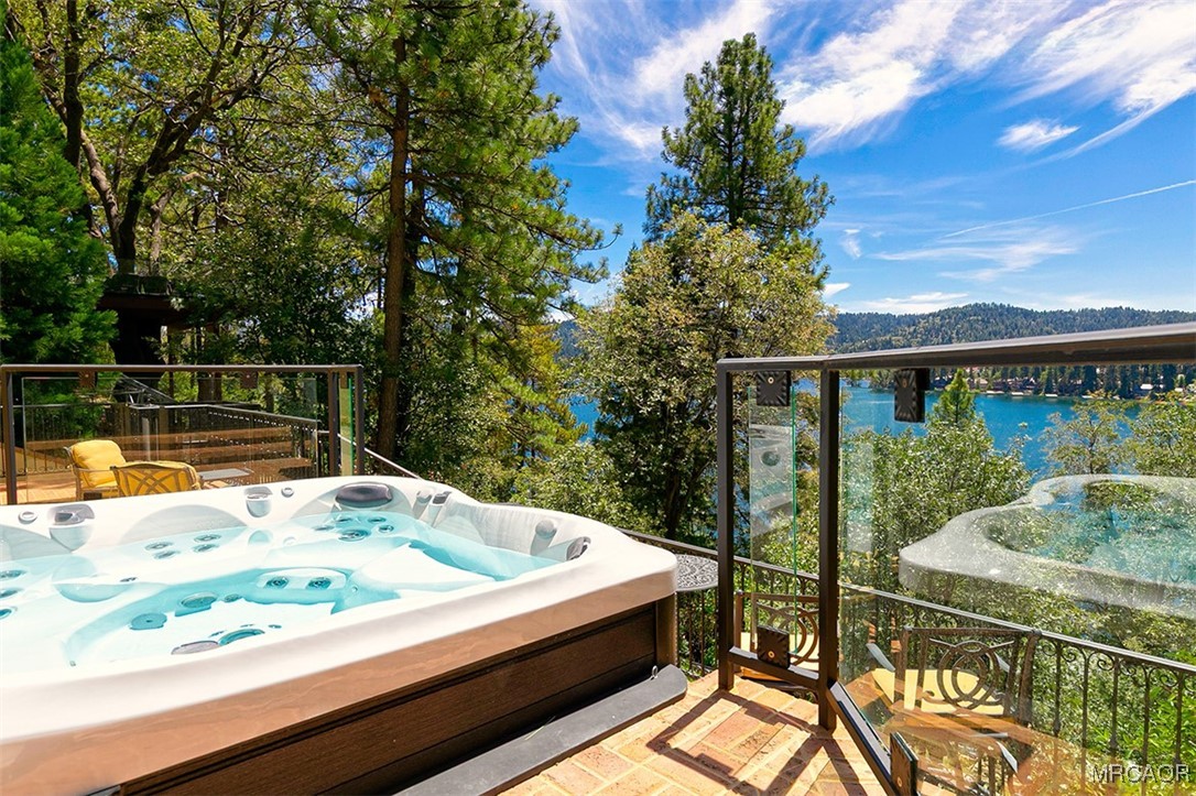 28087 North Shore Road Lake Arrowhead, CA 92352 - Photo 30 of 48 a view of swimming pool from a balcony