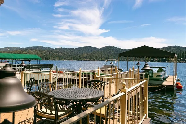 $6,900,000 | 28087 North Shore Road, Lake Arrowhead, CA 92352