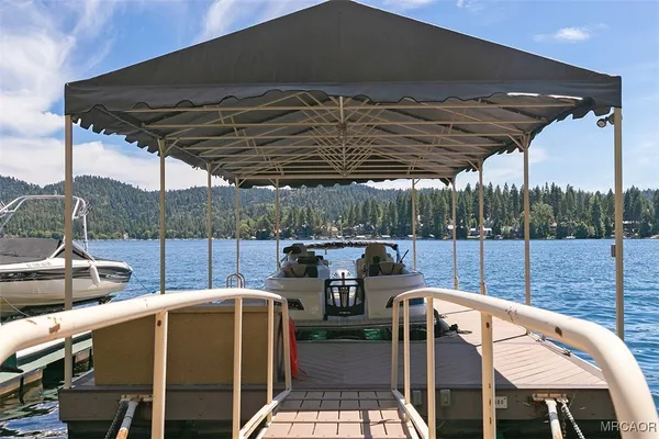 $6,900,000 | 28087 North Shore Road, Lake Arrowhead, CA 92352