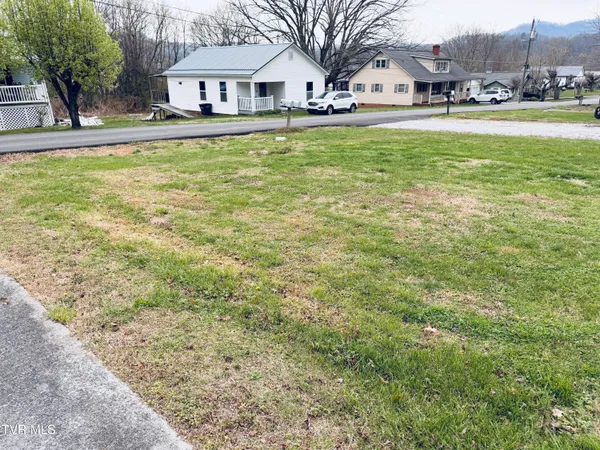 $19,900 | 128 Parsley Street, Unit 11, Erwin, TN 37650