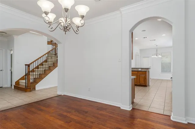 $499,900 | 2410 Honey Drive, Arlington, TX 76001