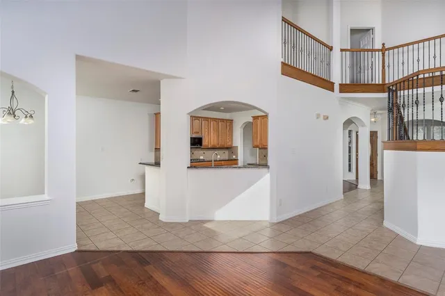 $499,900 | 2410 Honey Drive, Arlington, TX 76001