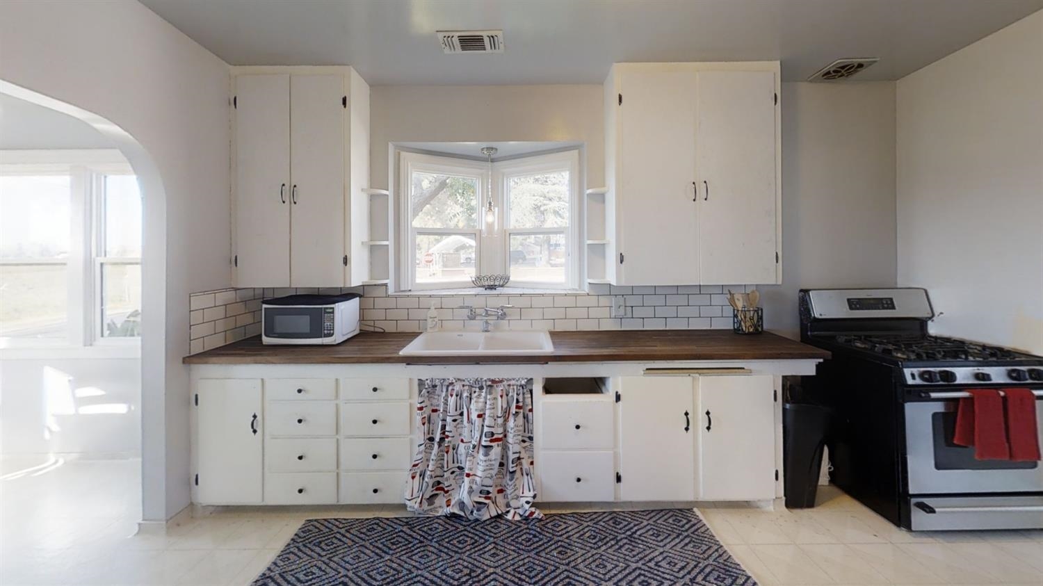 920 South Reed Avenue Reedley, CA 93654 - Photo 6 of 27 Gallery Image 6