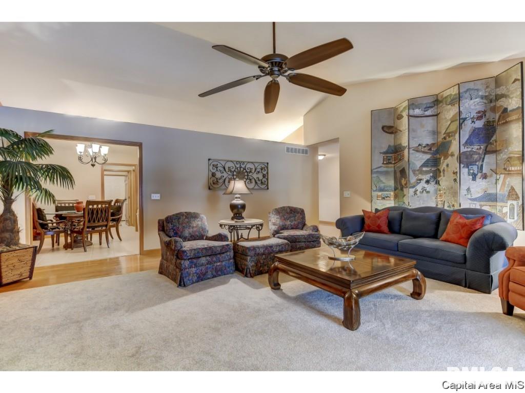 7104 Preston Drive Springfield, IL 62711 - Photo 13 of 35