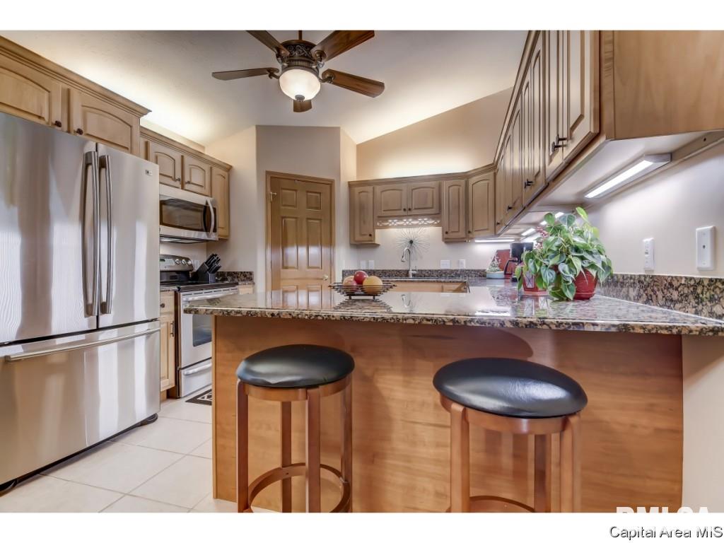 7104 Preston Drive Springfield, IL 62711 - Photo 7 of 35