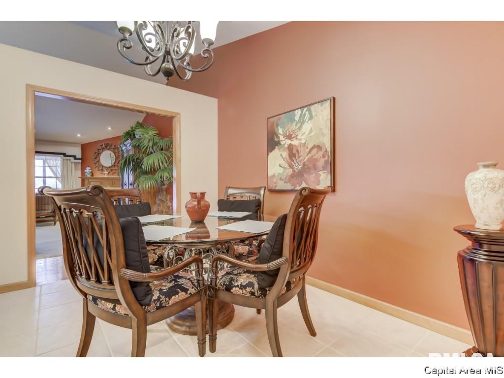 7104 Preston Drive Springfield, IL 62711 - Photo 9 of 35