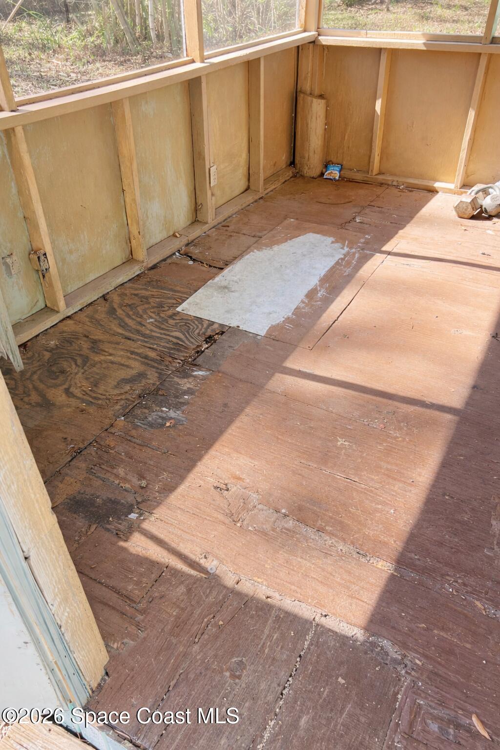 5530 Harrison Road Mims, FL 32754 - Photo 17 of 17 Screen porch