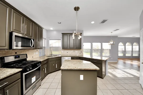 $2,650 | 3526 Spruce Needle Drive, Houston, TX 77082