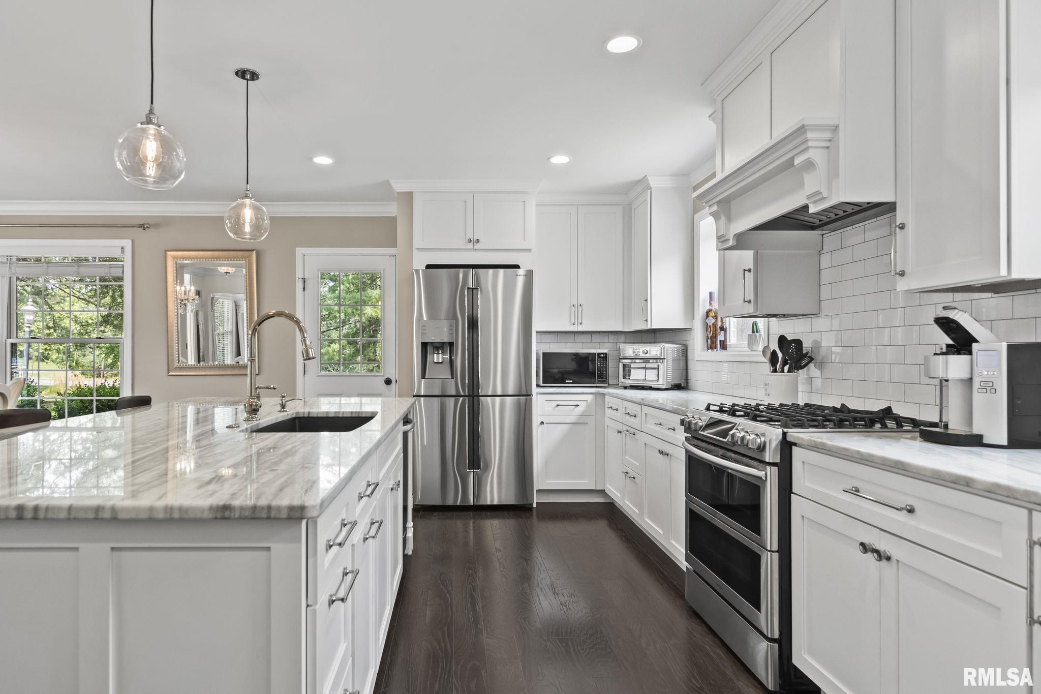 2000 Greenbriar Road Springfield, IL 62704 - Photo 20 of 49