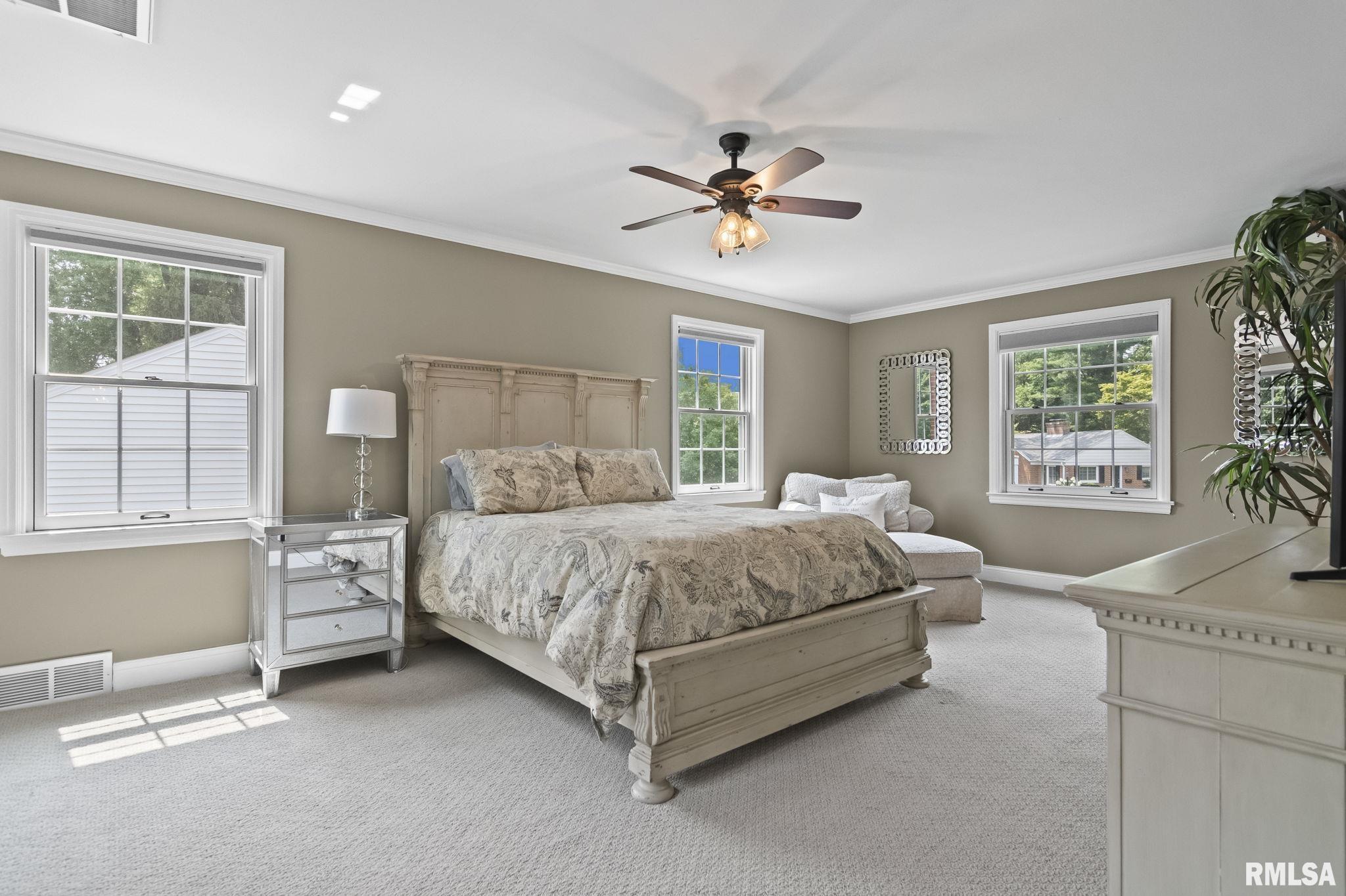 2000 Greenbriar Road Springfield, IL 62704 - Photo 25 of 49