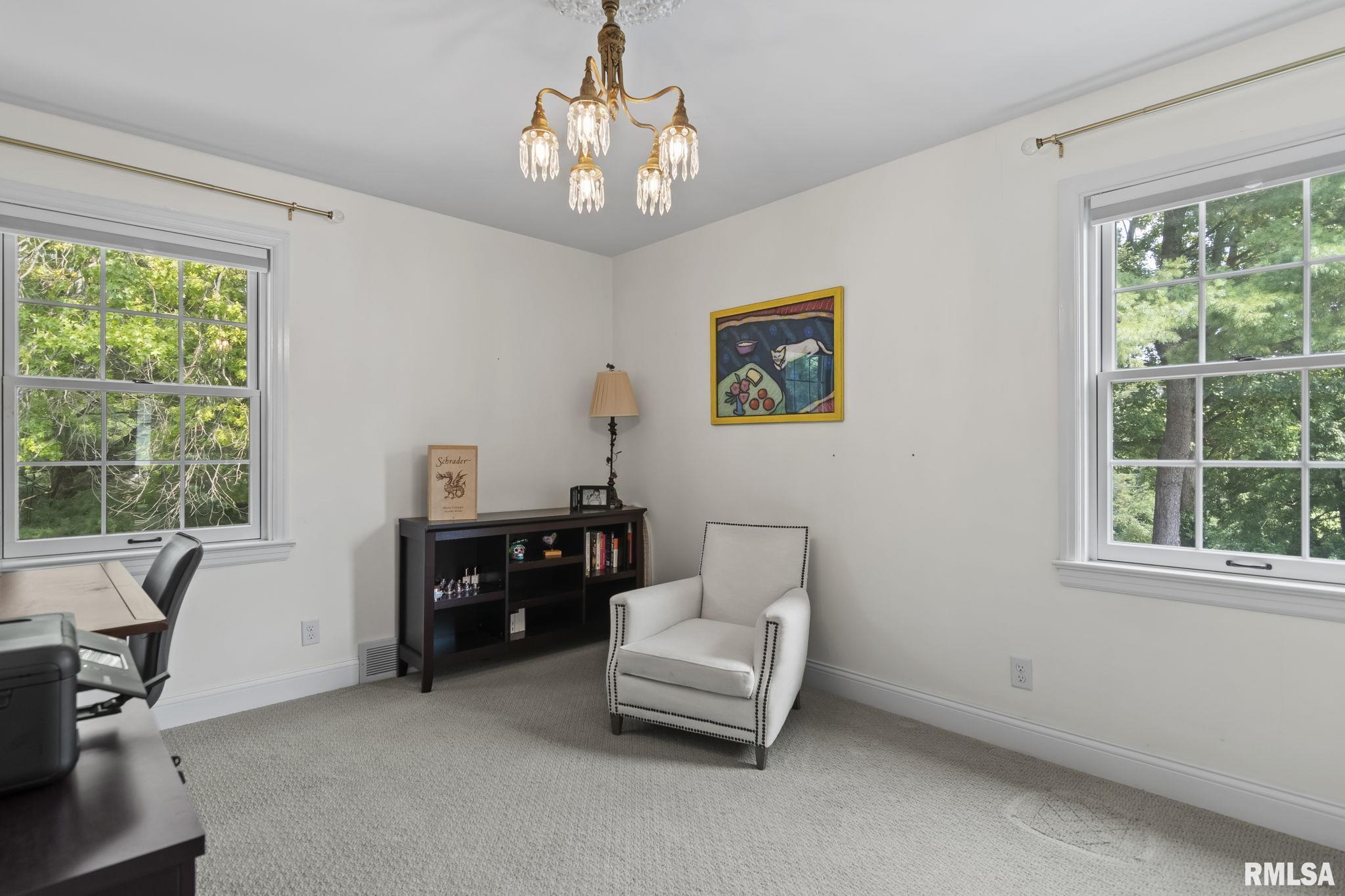 2000 Greenbriar Road Springfield, IL 62704 - Photo 33 of 49