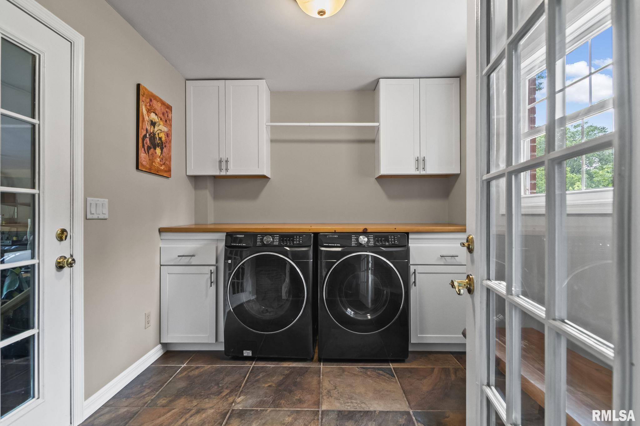 2000 Greenbriar Road Springfield, IL 62704 - Photo 36 of 49