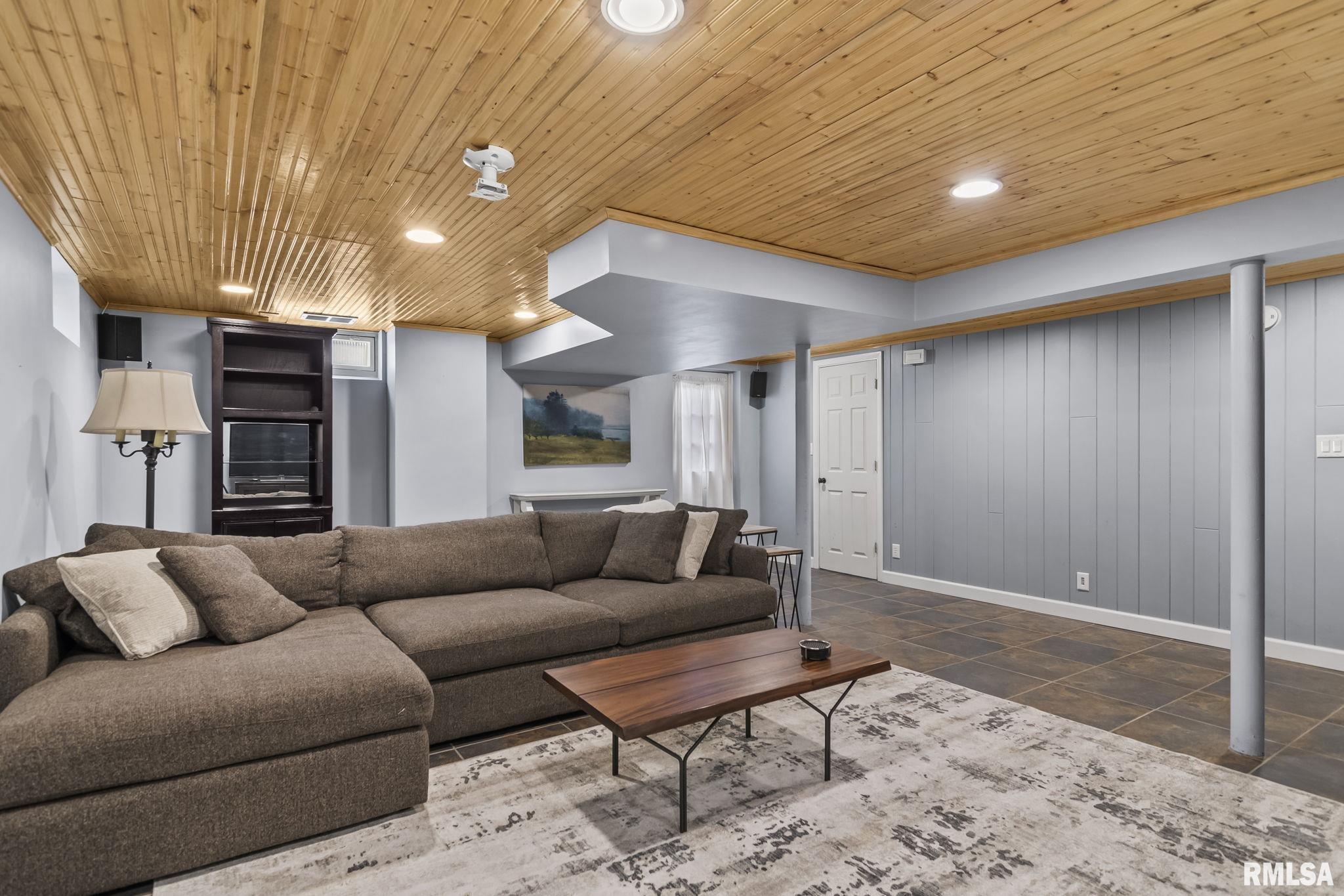 2000 Greenbriar Road Springfield, IL 62704 - Photo 41 of 49