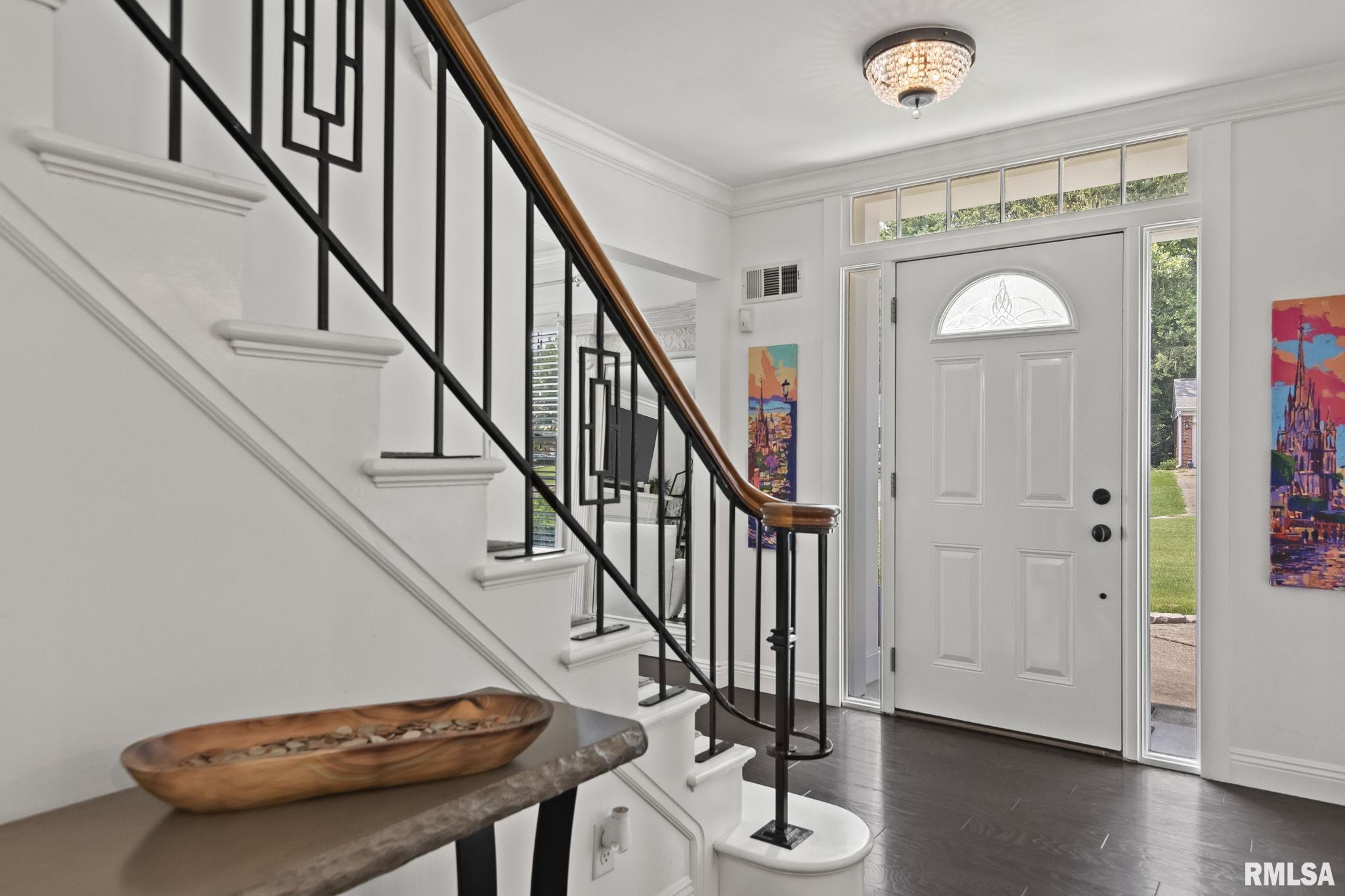 2000 Greenbriar Road Springfield, IL 62704 - Photo 7 of 49