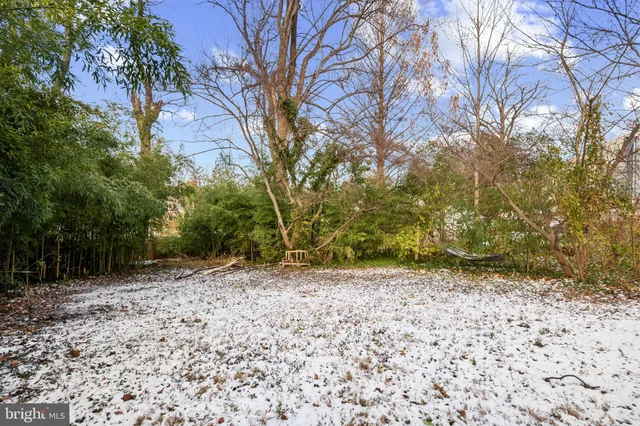 $1,400,000 | 5521 Charles Street, Bethesda, MD 20814