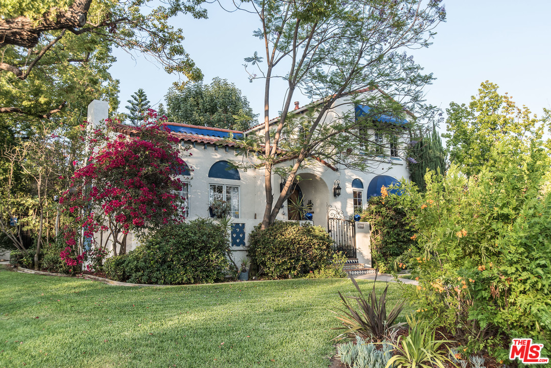 1853 West Kenneth Road Glendale, CA 91201 - Photo 1 of 47 Gallery Image 1
