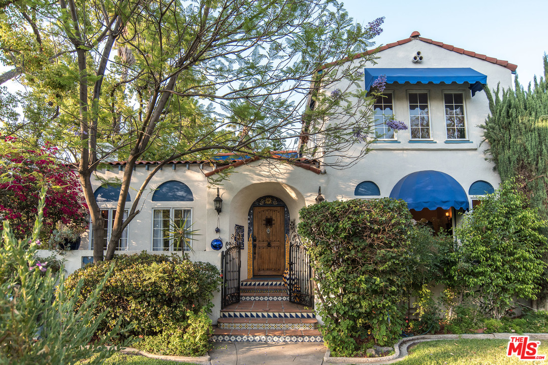 1853 West Kenneth Road Glendale, CA 91201 - Photo 2 of 47 Gallery Image 2