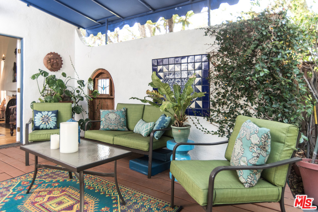 1853 West Kenneth Road Glendale, CA 91201 - Photo 33 of 47 Gallery Image 33