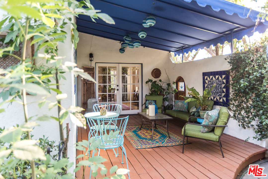 1853 West Kenneth Road Glendale, CA 91201 - Photo 37 of 47 Gallery Image 37