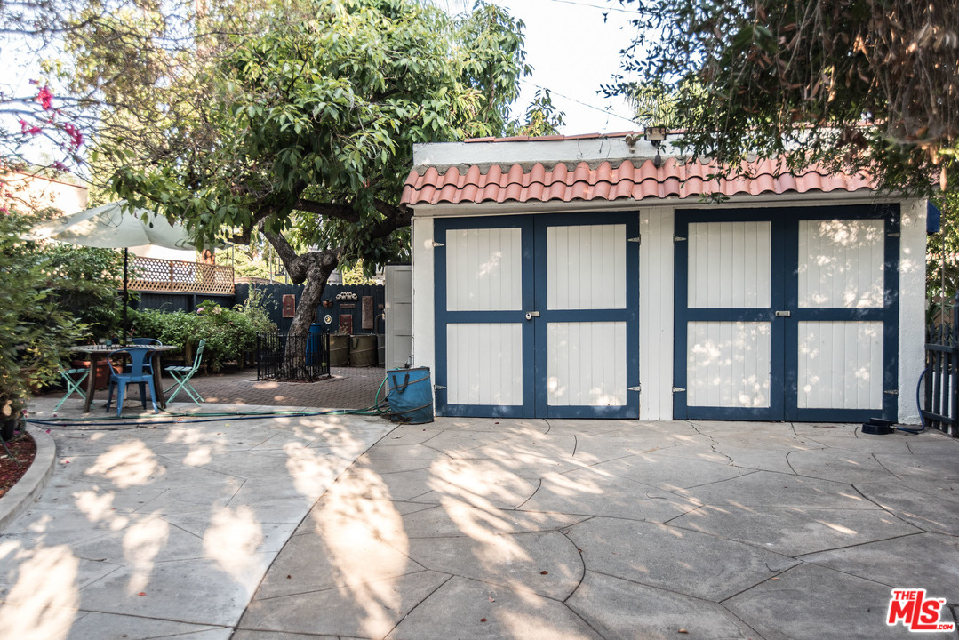 1853 West Kenneth Road Glendale, CA 91201 - Photo 47 of 47 Gallery Image 47