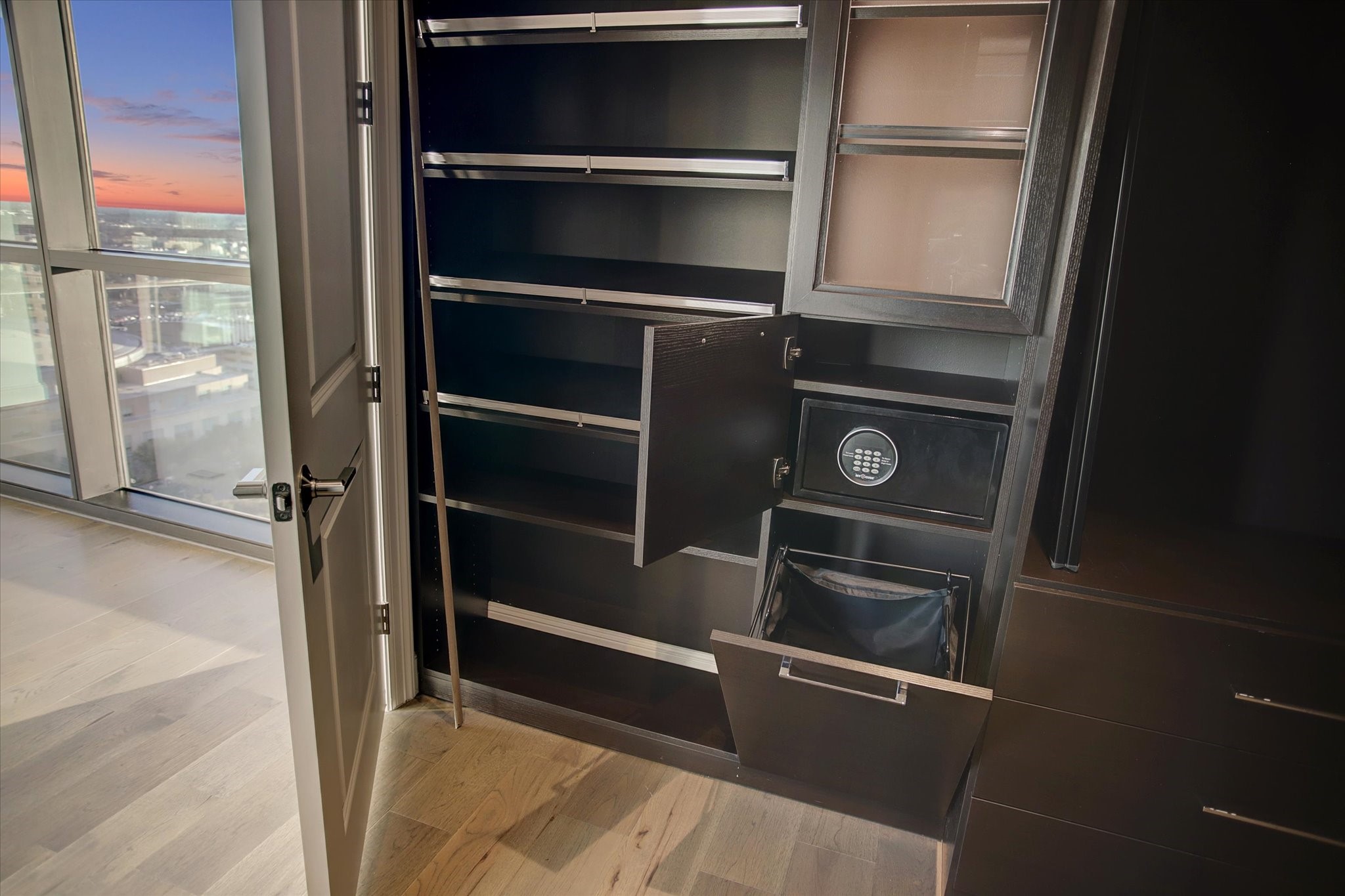 1211 Caroline Street, Unit 2002 Houston, TX 77002 - Photo 16 of 31 Plenty of storage including a safe.