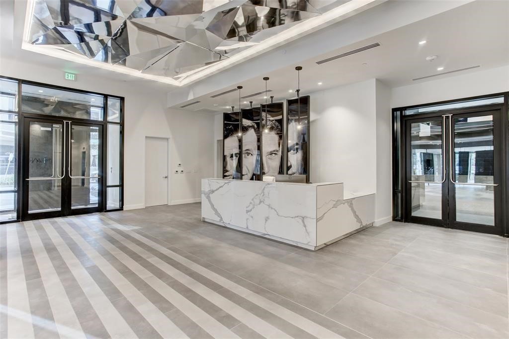 1211 Caroline Street, Unit 2002 Houston, TX 77002 - Photo 29 of 31 24 hour concierge services.