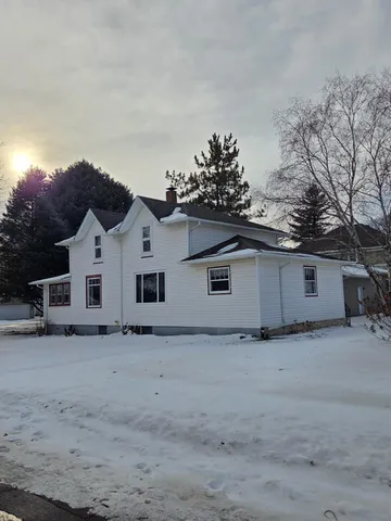 $169,000 | 303 1st Street Northwest, New Richland, MN 56072