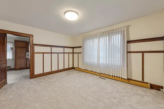 $169,000 | 303 1st Street Northwest, New Richland, MN 56072