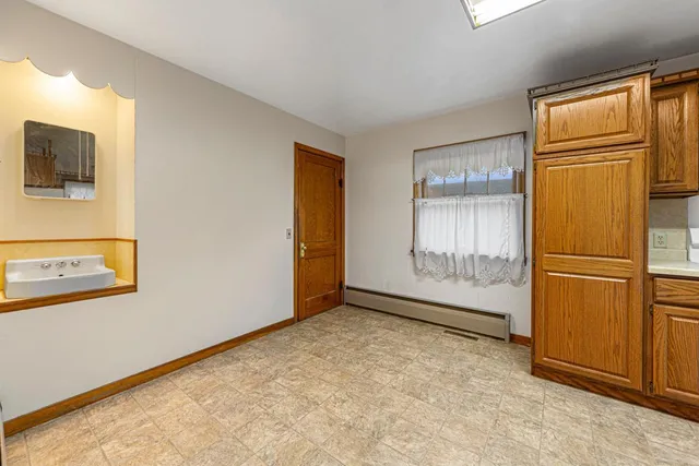 $169,000 | 303 1st Street Northwest, New Richland, MN 56072