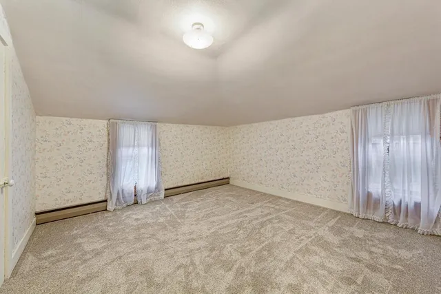 $169,000 | 303 1st Street Northwest, New Richland, MN 56072