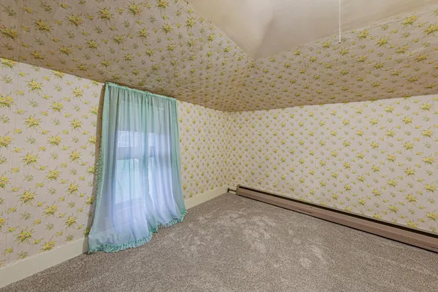 $169,000 | 303 1st Street Northwest, New Richland, MN 56072