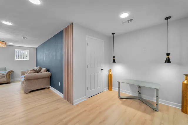 $755,000 | 432 Tawny Elm Parkway, Verona, WI 53593