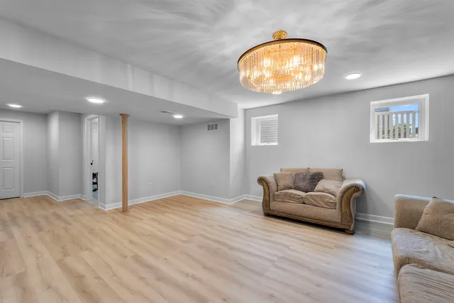 $755,000 | 432 Tawny Elm Parkway, Verona, WI 53593