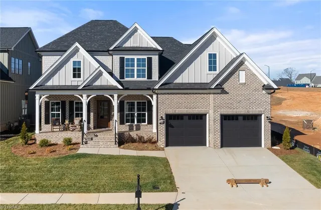 $869,497 | 1335 Maple Chase Lane, Winston-Salem, NC 27106