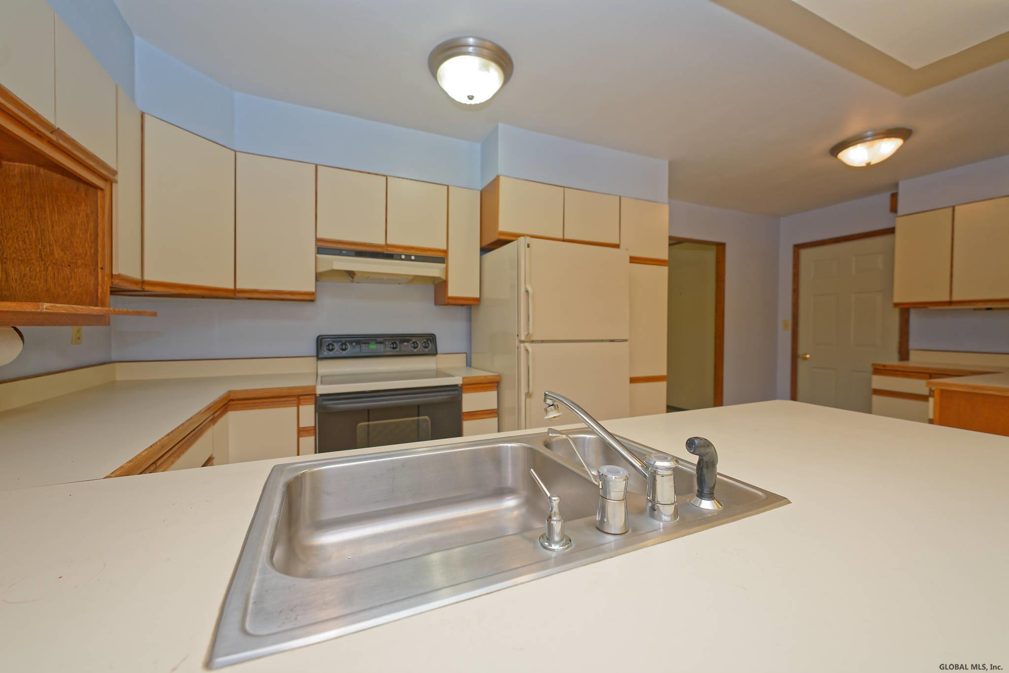 5 Dahlem Boulevard Colonie, NY 12309 - Photo 13 of 44 Photo 13