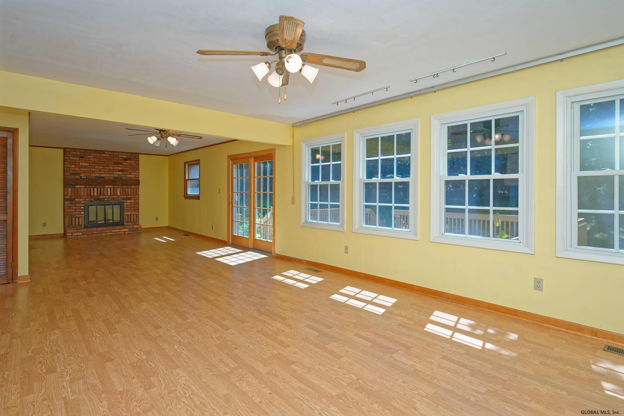 5 Dahlem Boulevard Colonie, NY 12309 - Photo 14 of 44 Photo 14