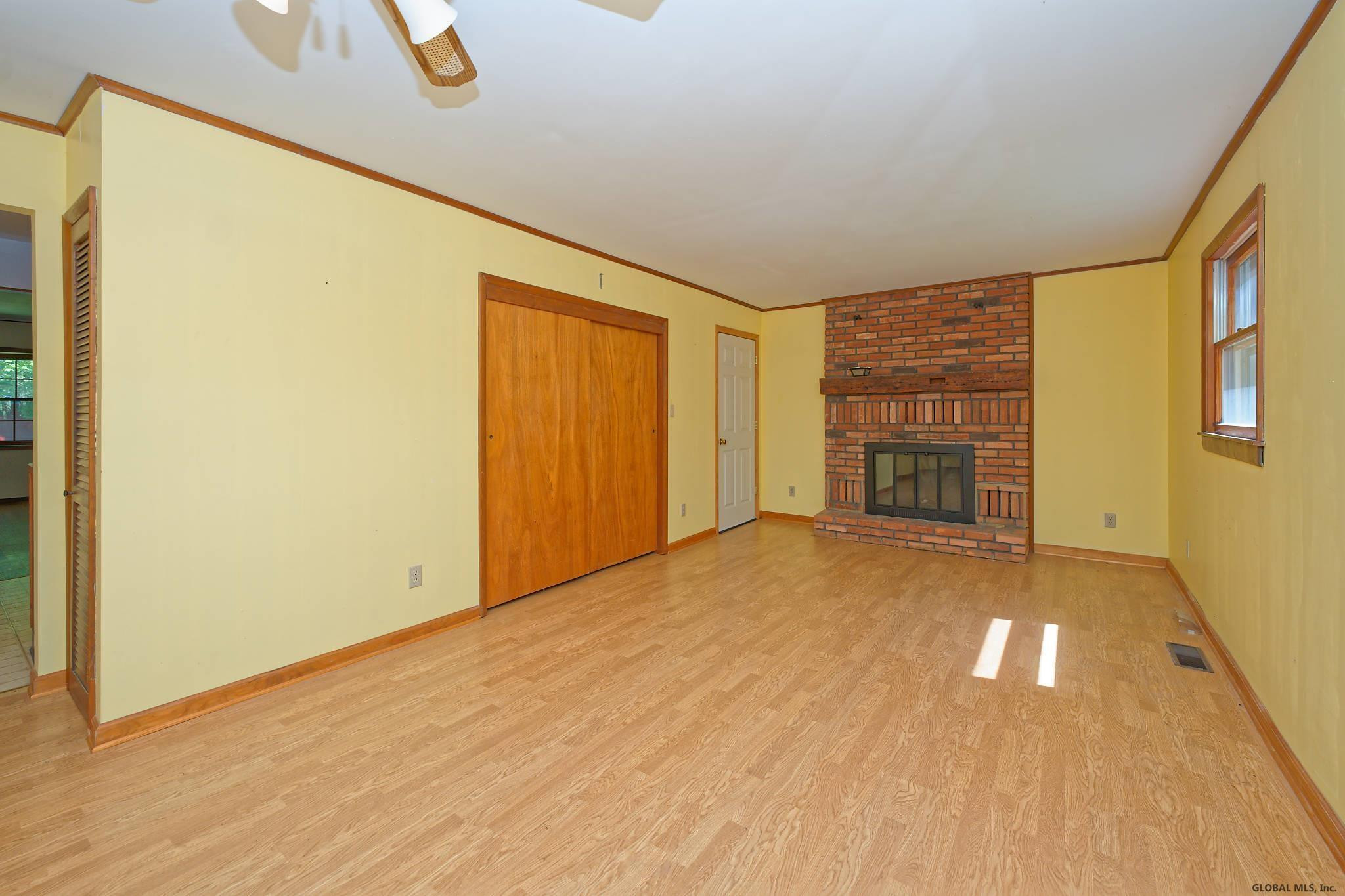 5 Dahlem Boulevard Colonie, NY 12309 - Photo 19 of 44 Photo 19